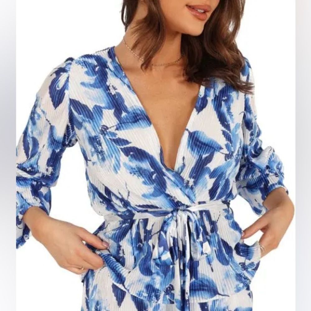 NEW PETAL & PUP Minelli Floral Plissé Wrap Top Blue Floral Blouse S
